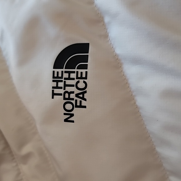 The Northface jacket - Picture 2 of 9